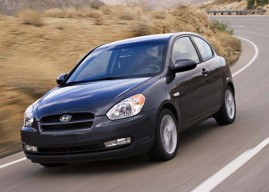  Hyundai Accent 3-Door 2006 года  (фото 7 из 54)